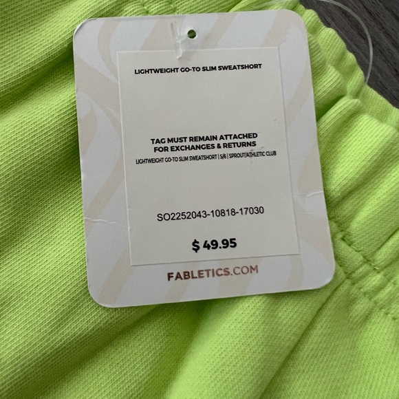 Lightweight Go-To Slim Sweatshort - Picture 4 of 6